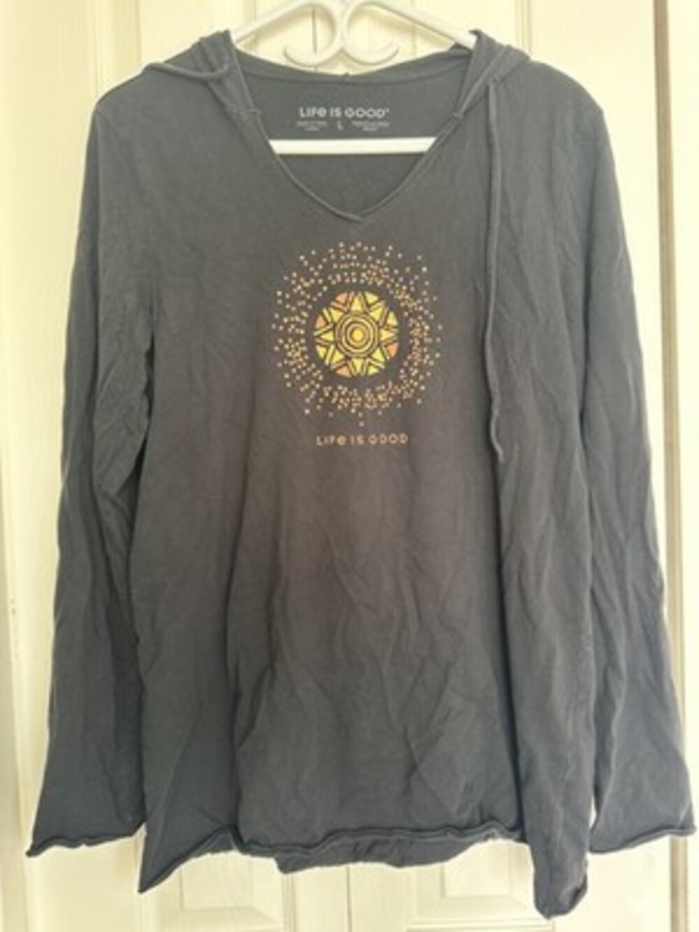 Life is Good Women's Black Long Sleeve Hooded T-Shirt Sun Graphic Size L #34